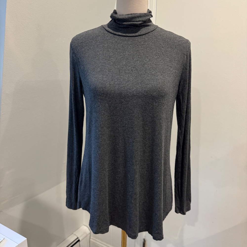 Joan Vass Gray Turtleneck Long Sleeve Top Soft Essential | Size S